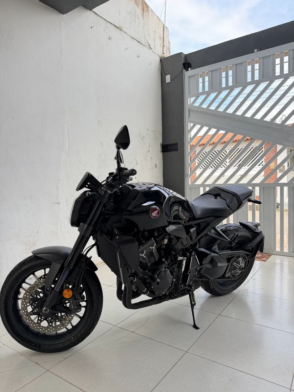CB 1000 R - Foto 2