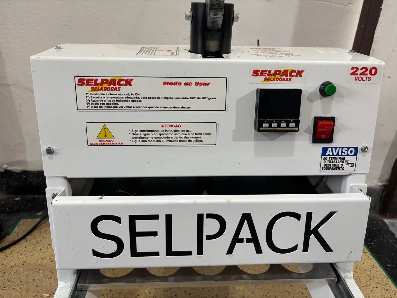 Seladora Selpack para selagem de embalagens plásticas, potes ou bandejas  - Foto 4
