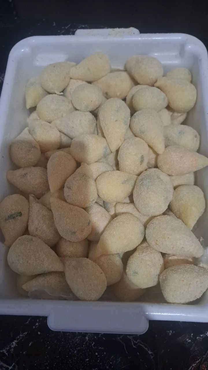 Variedades de salgados - Foto 2