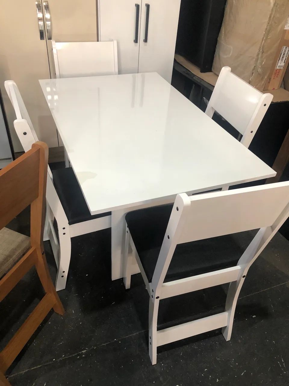 Mesa com 4 cadeiras / NOVO / ENTREGAMOS  - Foto 3