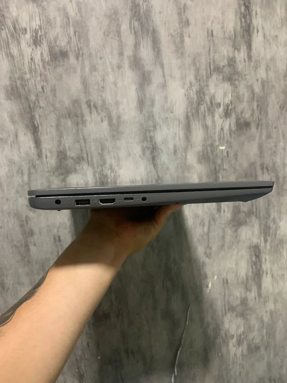 Lenovo IdeaPad 3 15ALC6 - Foto 4