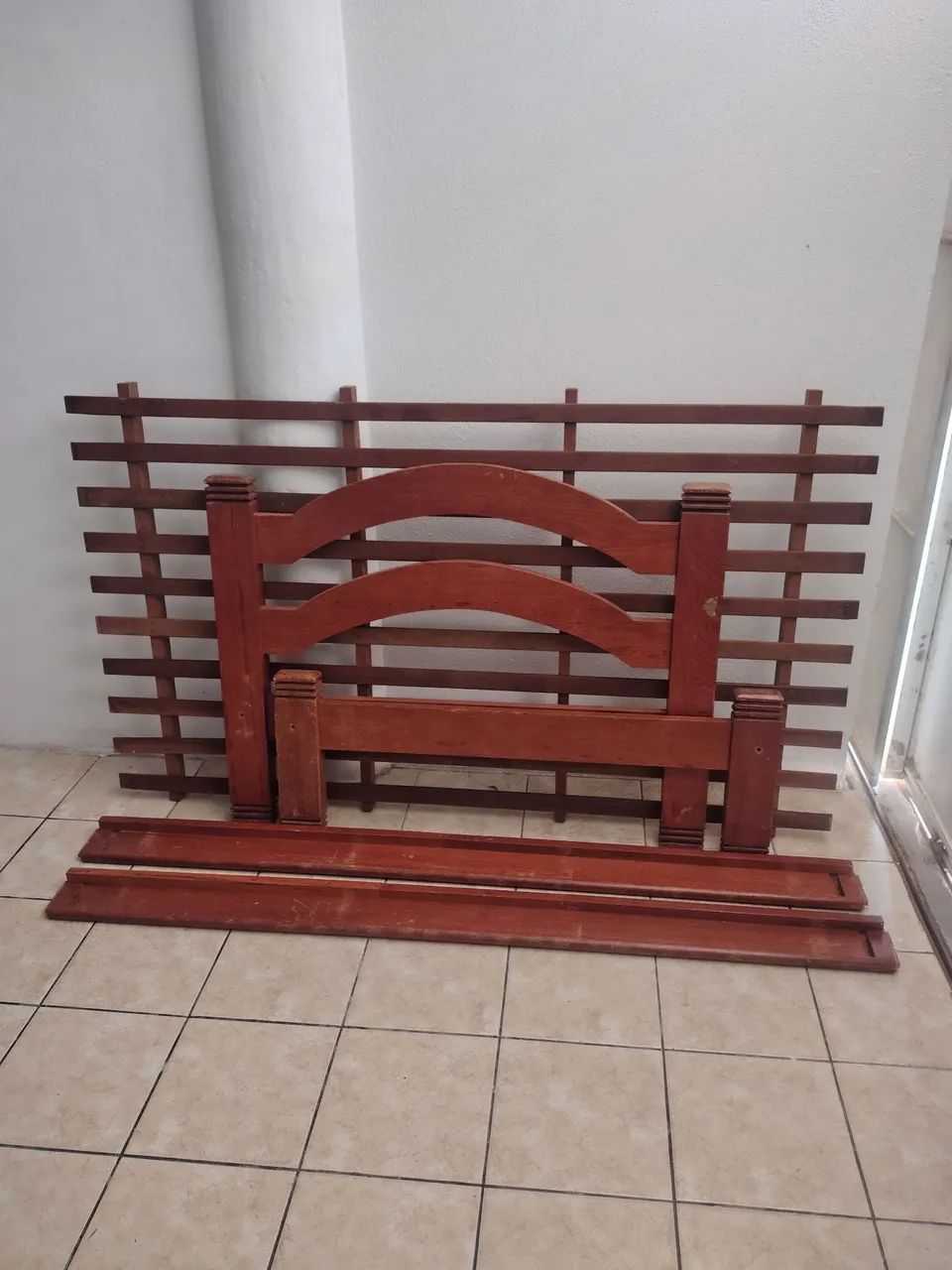 CAMA MADEIRA RUSTICA SOLTEIRÃO  - Foto 3
