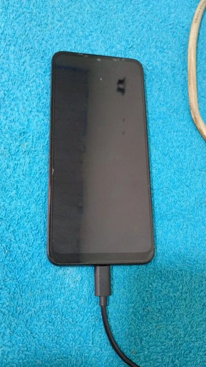 Motorola E13