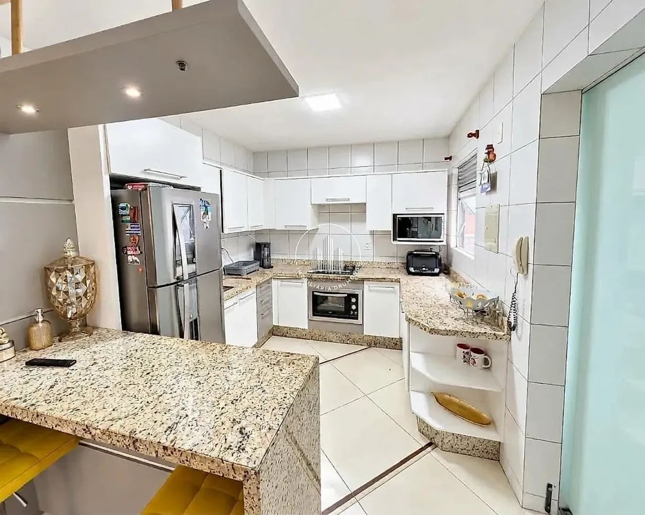 Apartamento 3 Quartos com 1 Suíte e 74m² - Barreiros - Foto 3