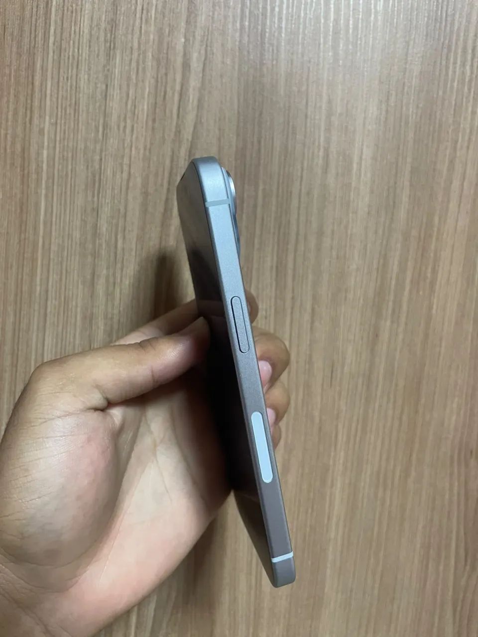 iPhone 15 - Foto 2