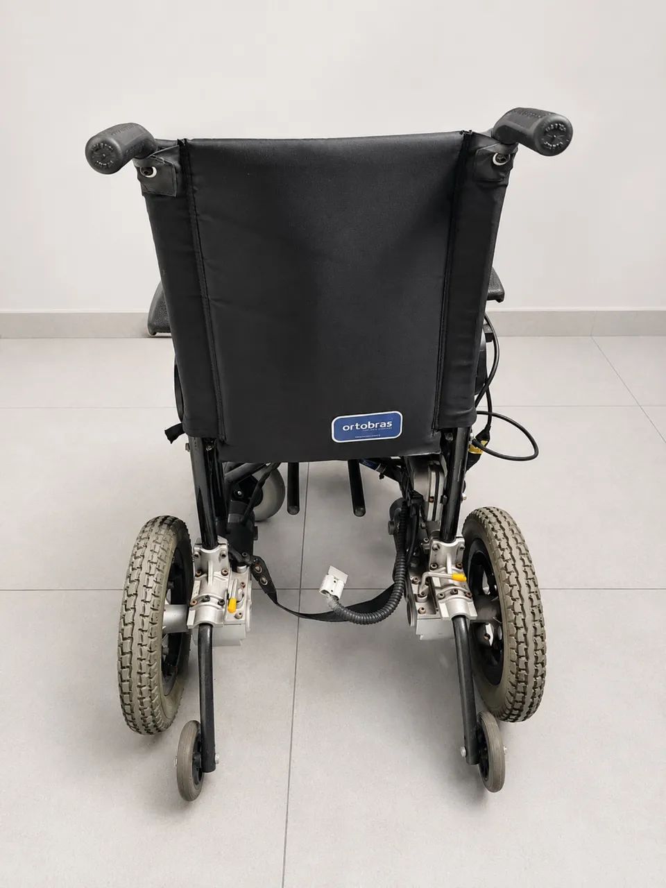 CADEIRA DE RODAS MOTORIZADA ORTOBRAS