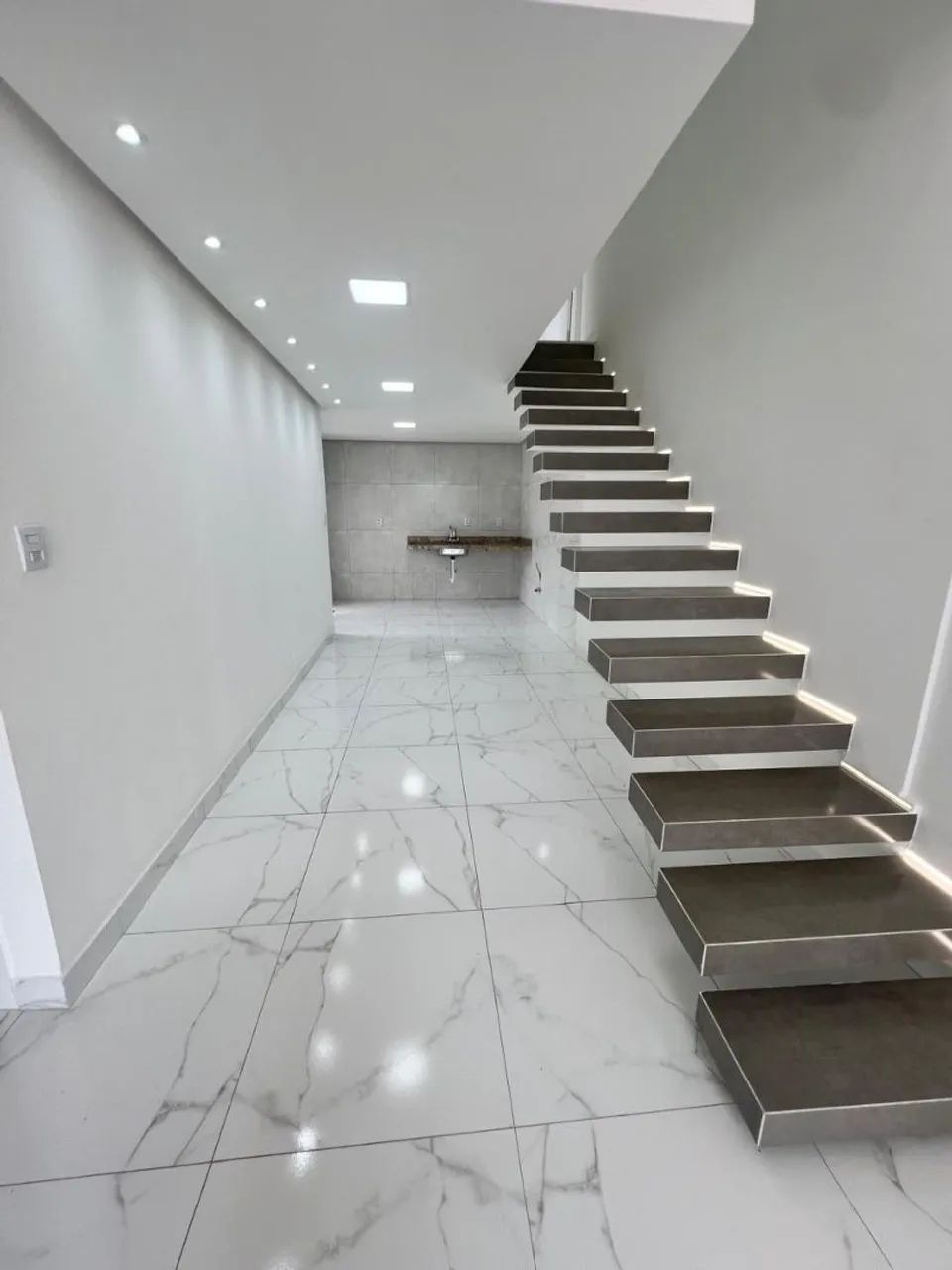 CASA REFORMADA CONDOMÍNIO VIENNA  - Foto 2