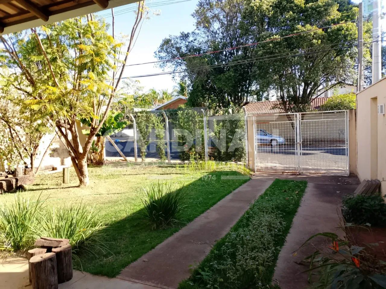 Casa com excelente localização próximo comércio - Foto 4