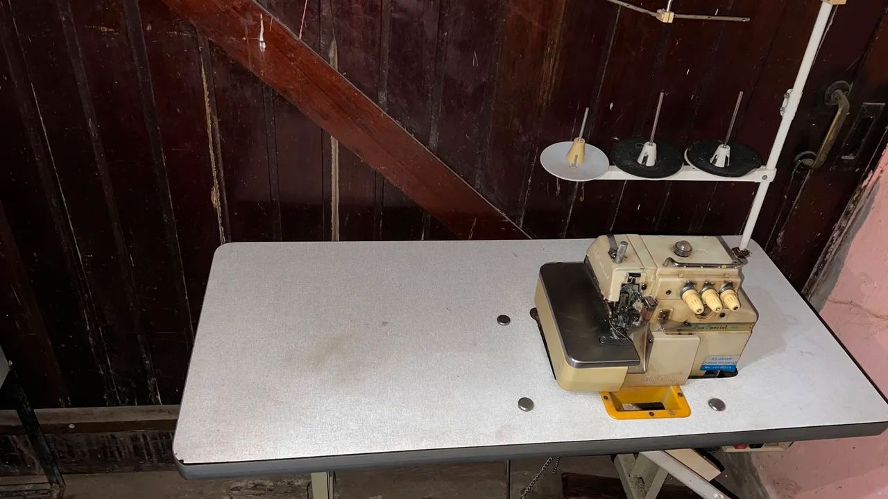 Grande Ortunidade,  Máquina Industrial Overloque. - Foto 4