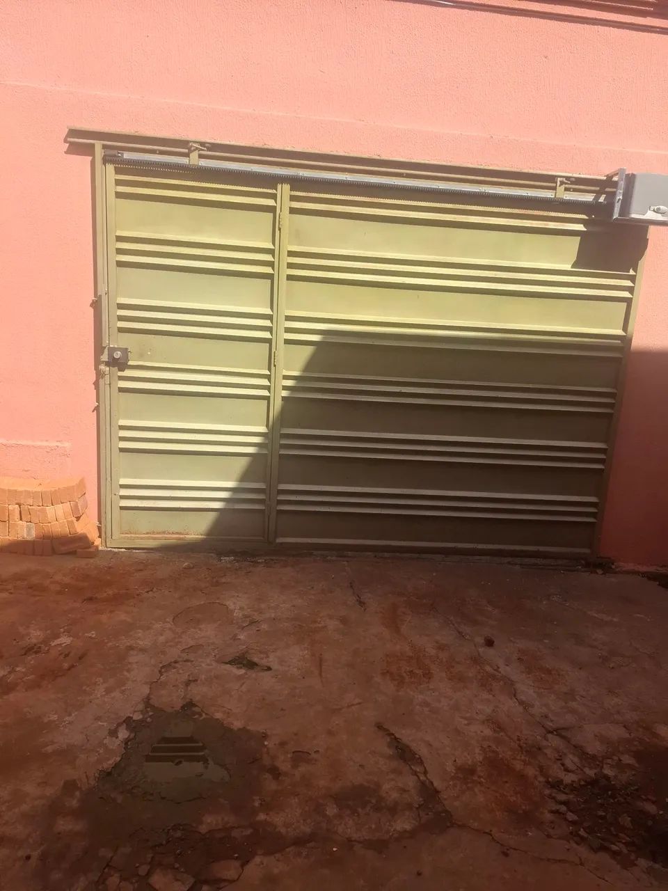 Used gate in good condition65071620697474122