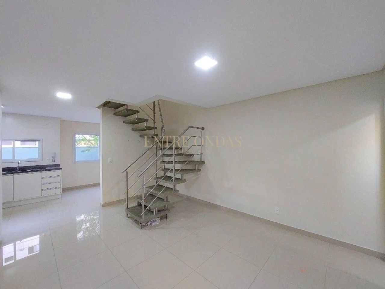 Casa com 3 quartos no bairro Ribeirão da Ilha, Florianópolis. - Foto 2