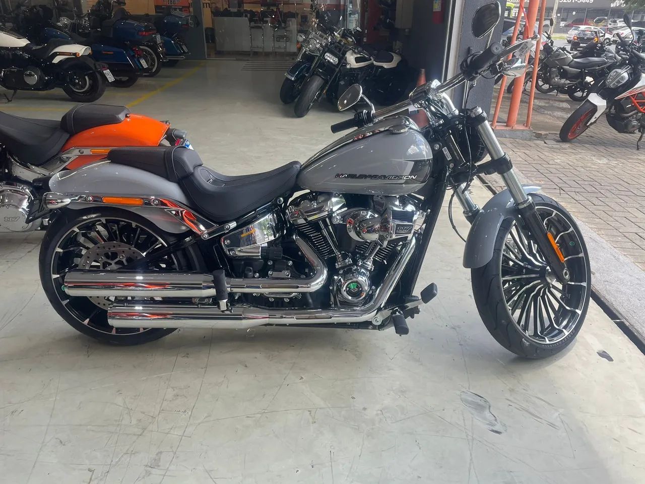 HARLEY-DAVIDSON SOFTAIL BREAKOUT - Foto 5