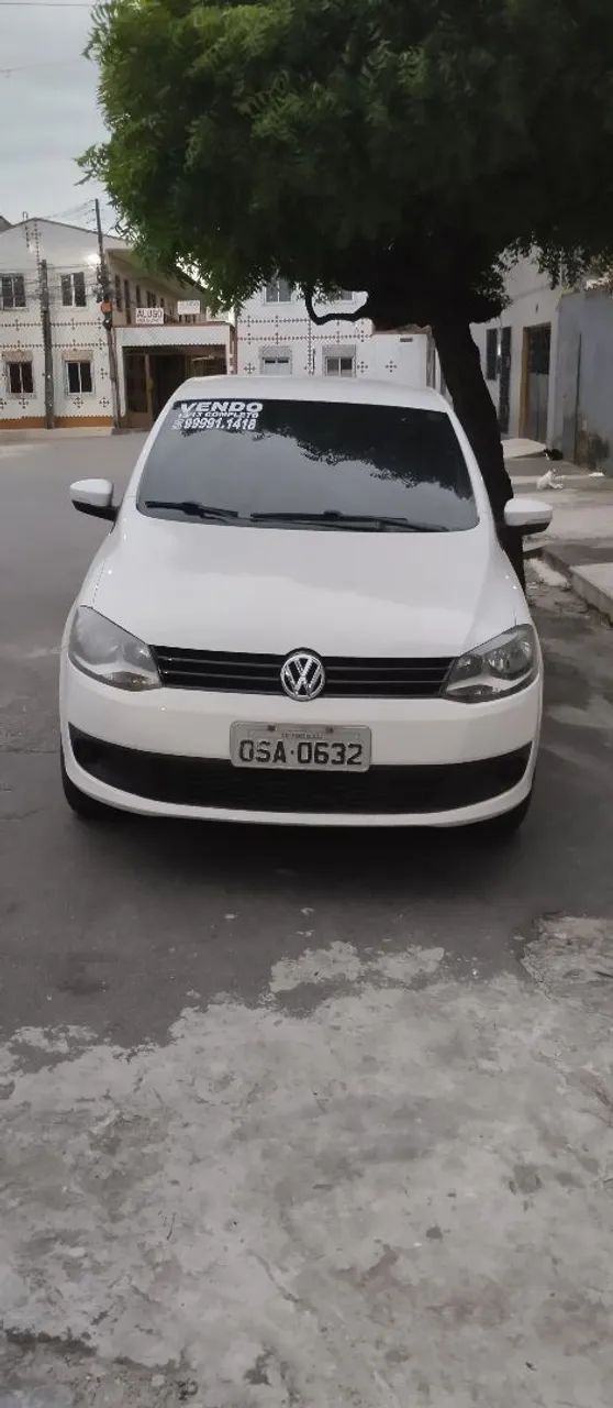Volkswagen Fox Fox 1.0 Mi Total Flex 8V 5p 2013