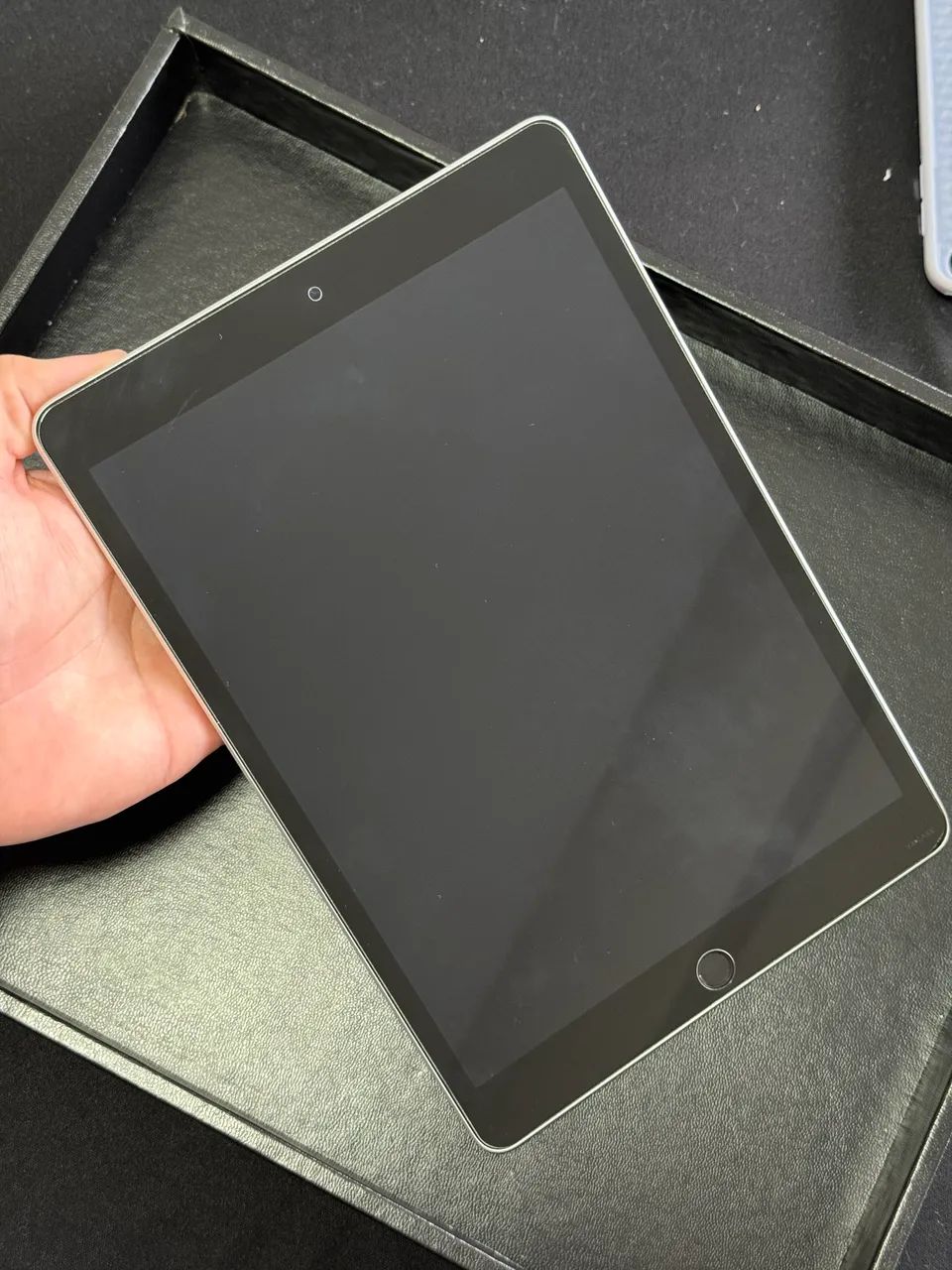Vendo IPad 9ª geração 256 GB todo completo e pouco tempo de uso - Foto 4