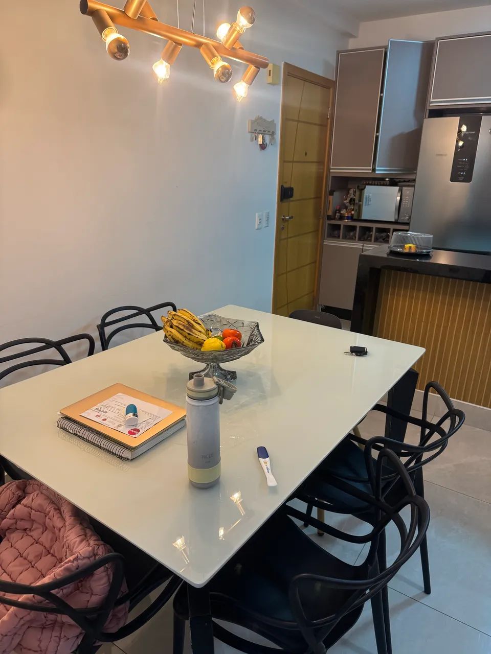 Apartamento 2/4 com porcelato e armários. - Foto 2