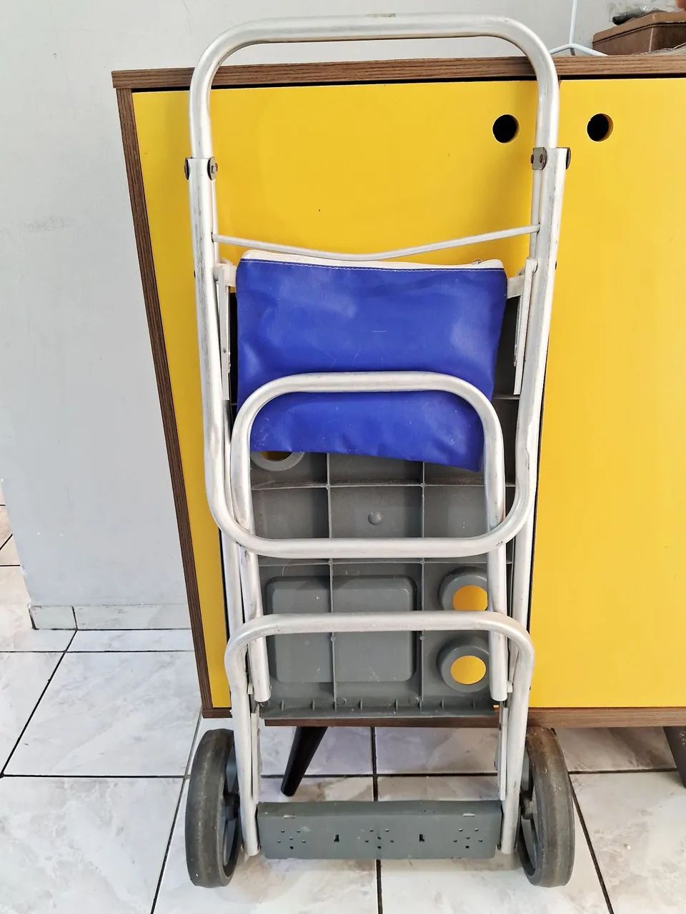 Carrinho/ mesa de praia  - Foto 2