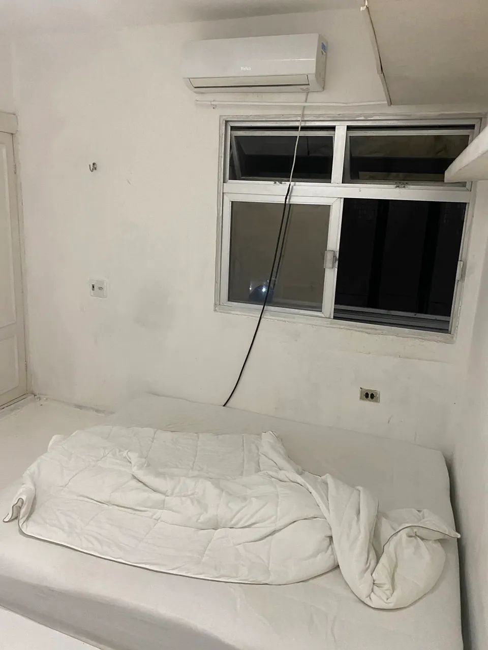 Alugo quarto na Rua dos Navegantes  - Foto 4