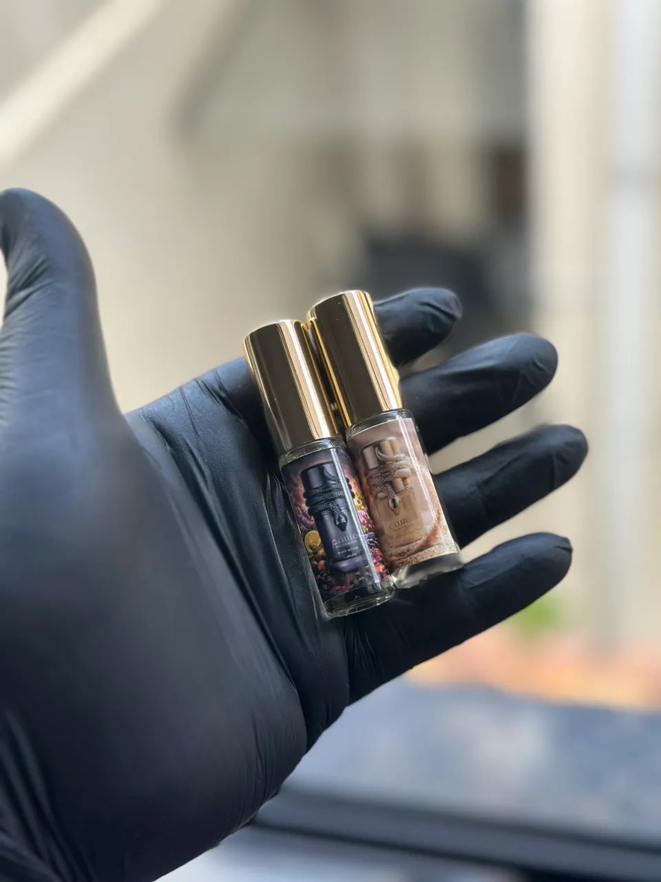 Perfumes Árabes e Importados em Decants de 5 e 10ml  - Foto 5