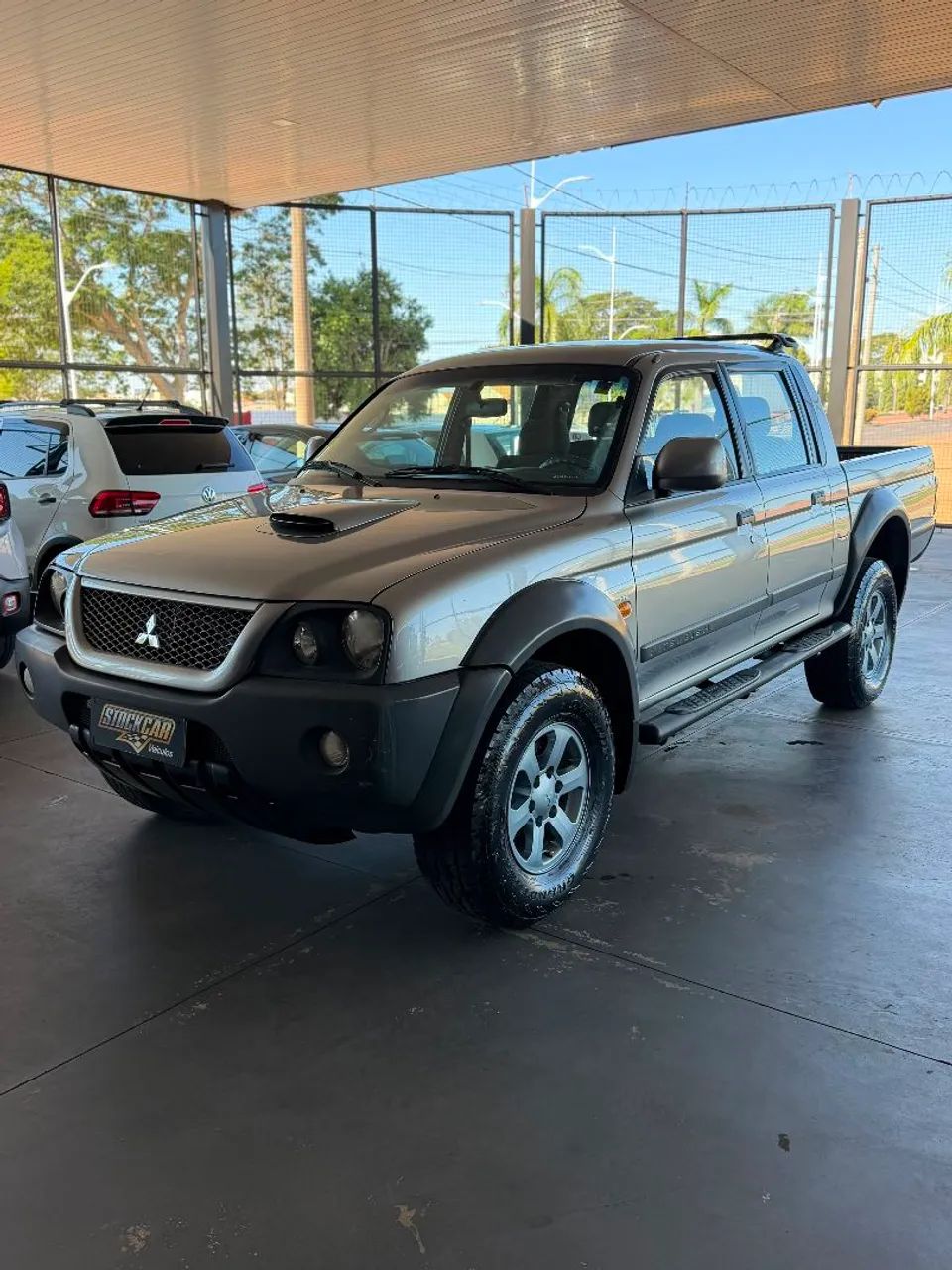 Mitsubishi L200 L200 OUTDOOR GLS 2.5 4X4 CD TDI Diesel 2012