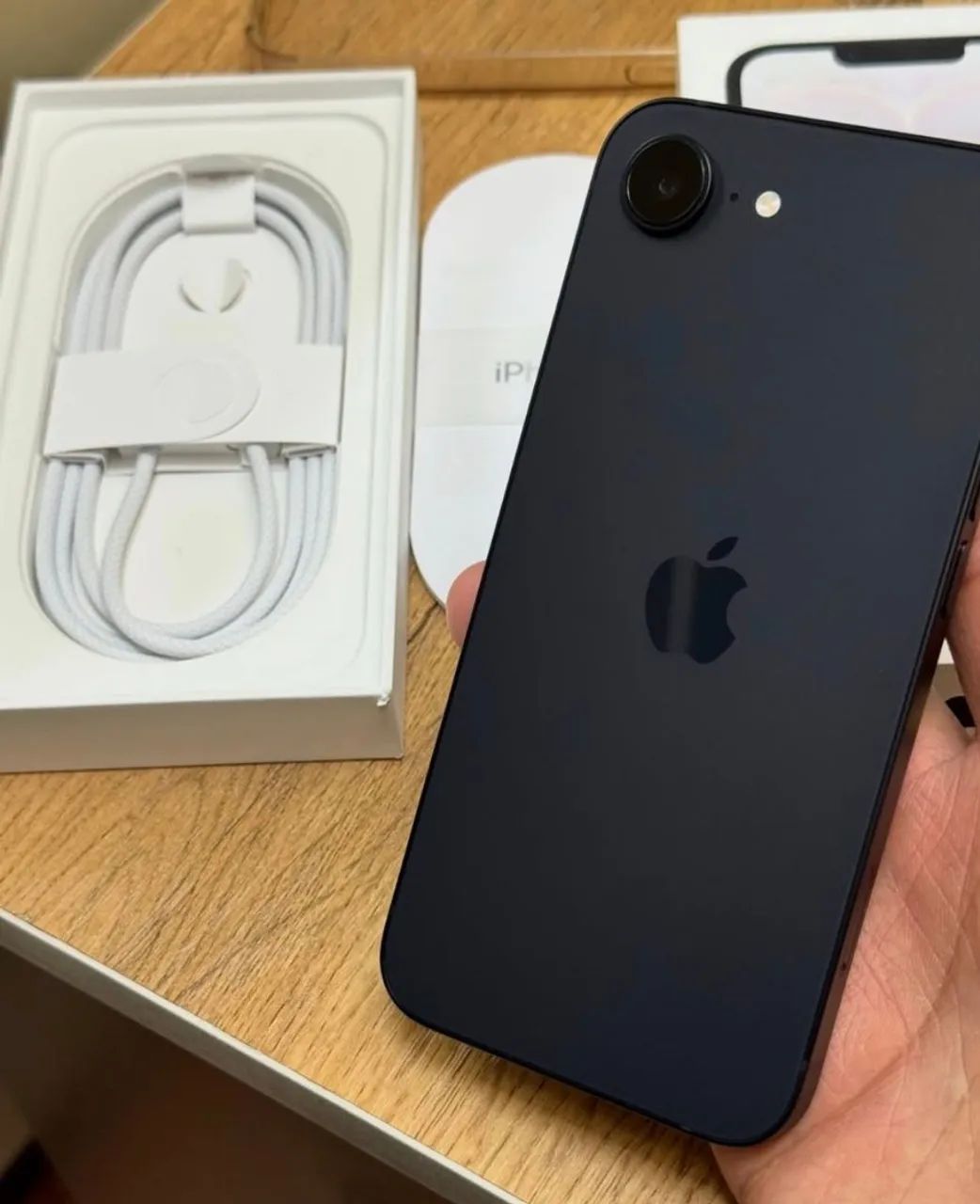 iPhone 16E 128GB Preto - Bateria 100% ( Garantia Aplle 20/8/26