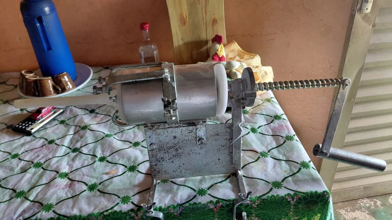 Vende se lanchonete móvel tem mais equipamento  - Foto 5