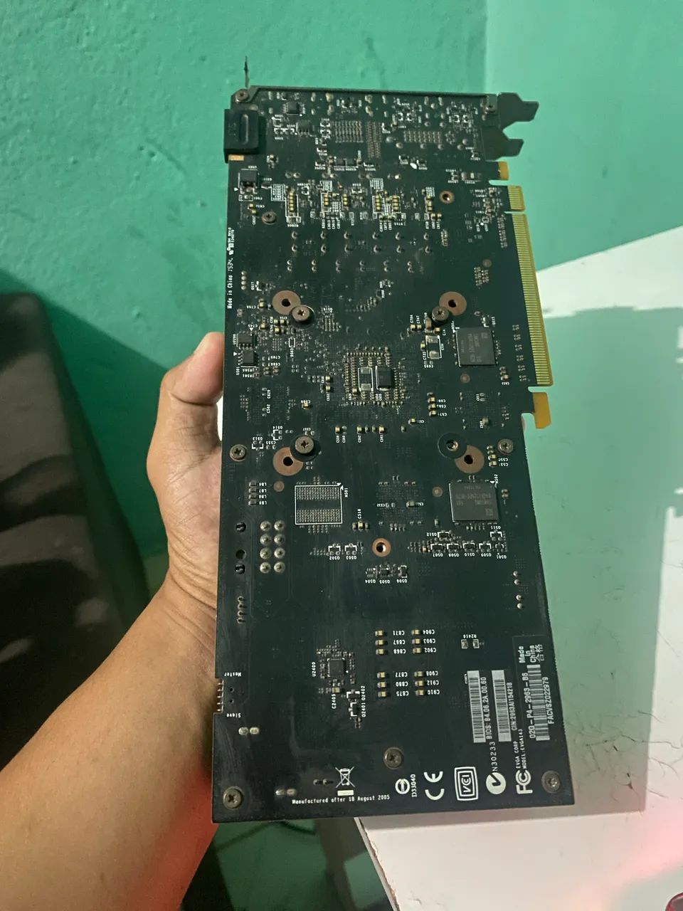 Graphics card with artifacts466471300335544321