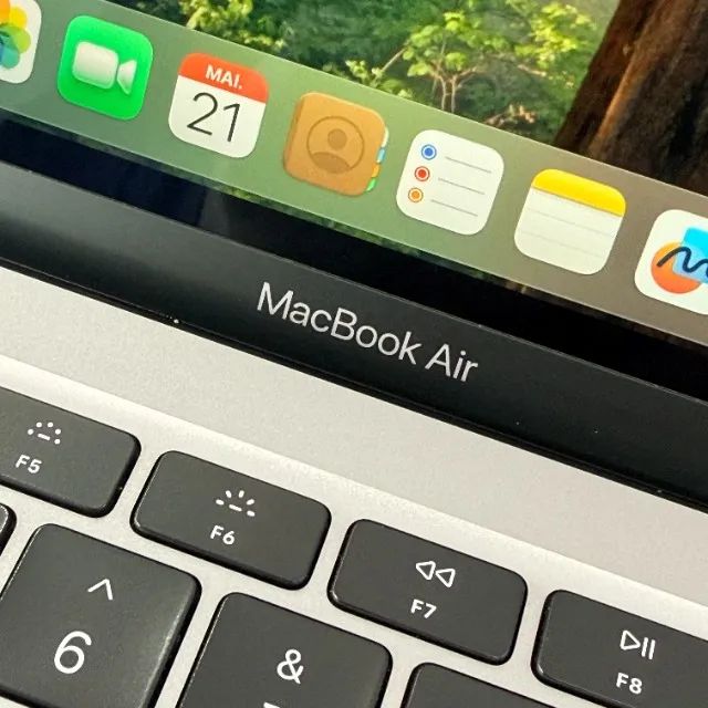 MacBook Air Retina 13 2020 i3 8GB SSD 256GB Space Gray - Notebooks