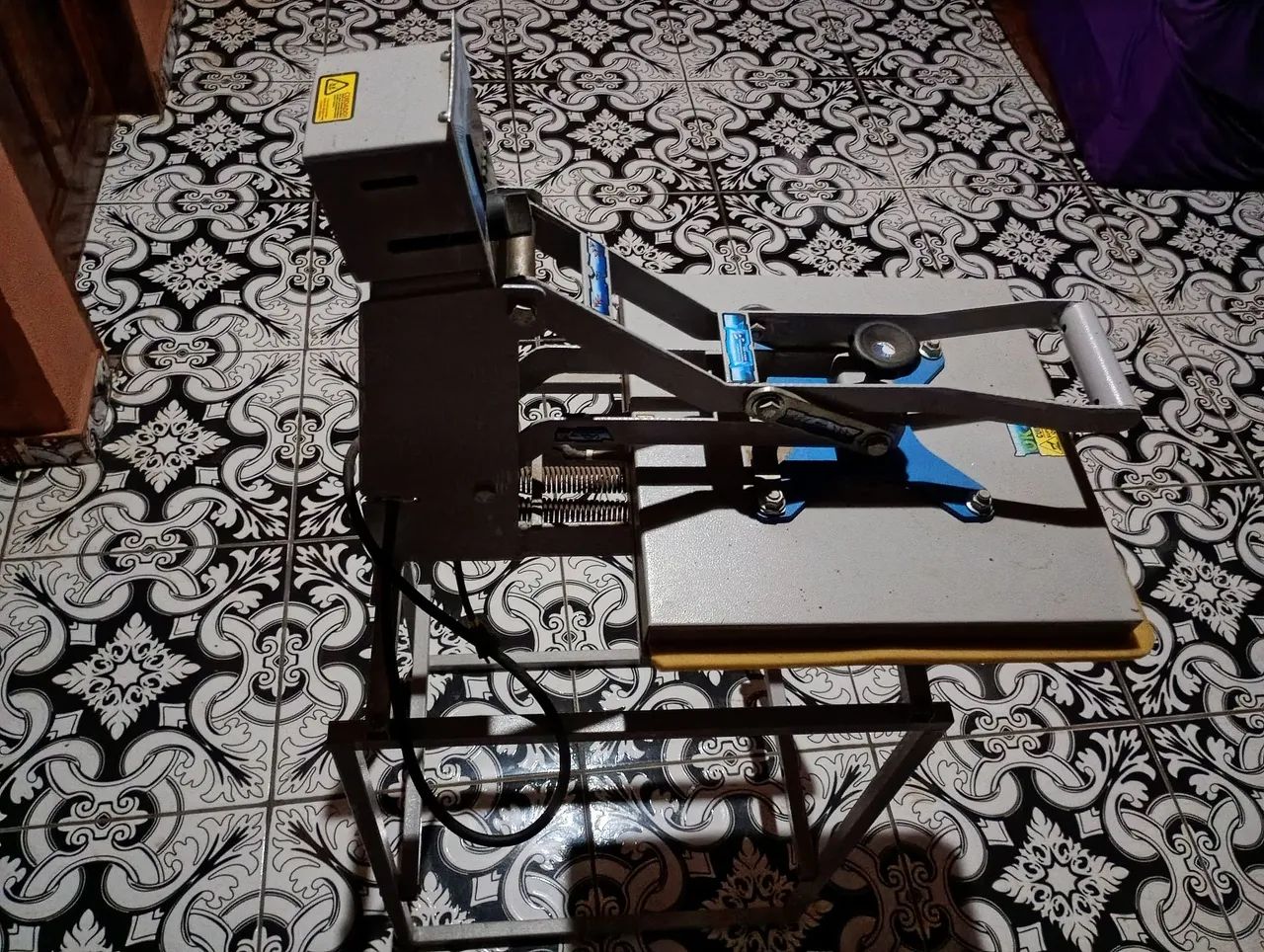 Vende-se Máquina de estampas  - Foto 3