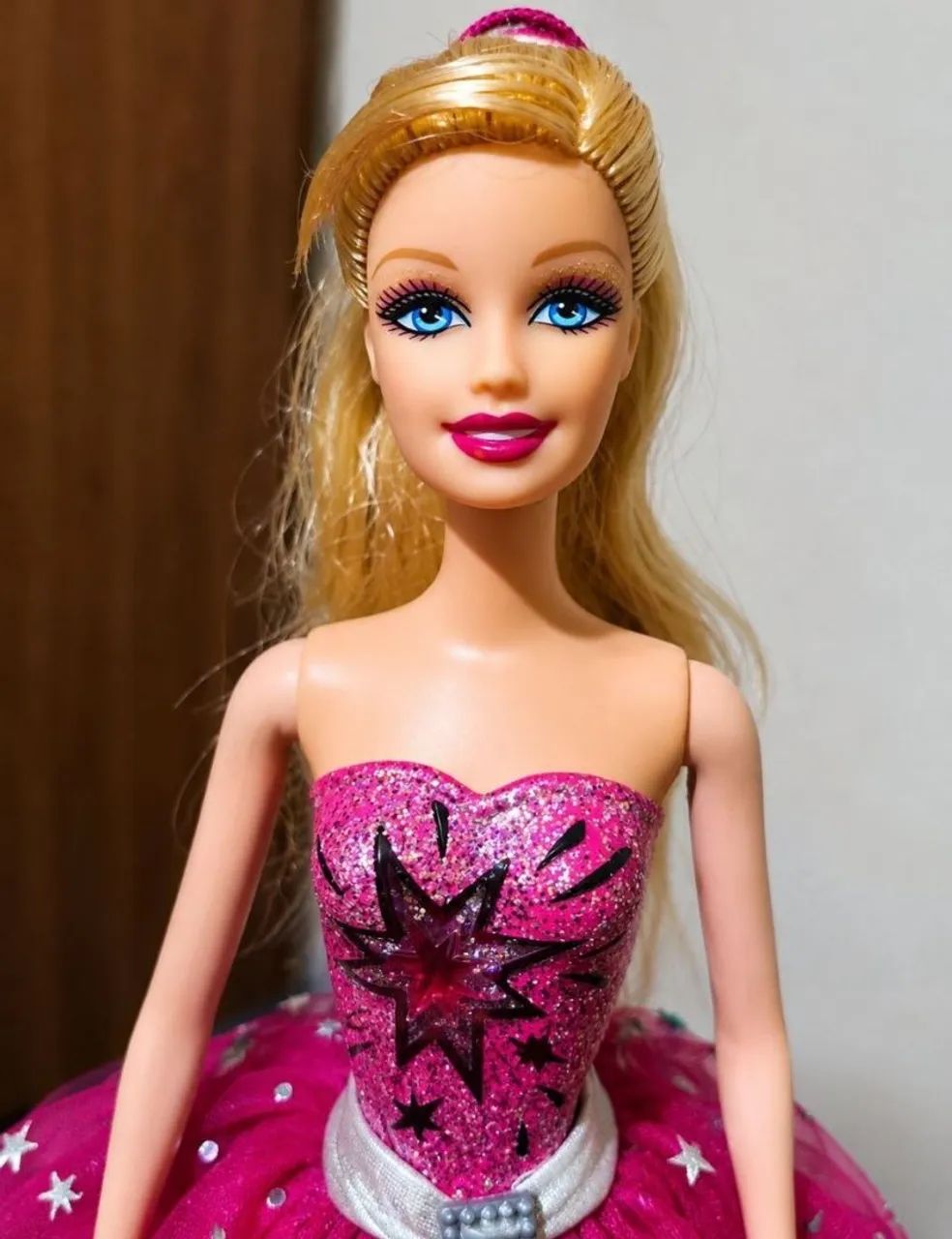 Boneca Barbie moda e magia  - Foto 3