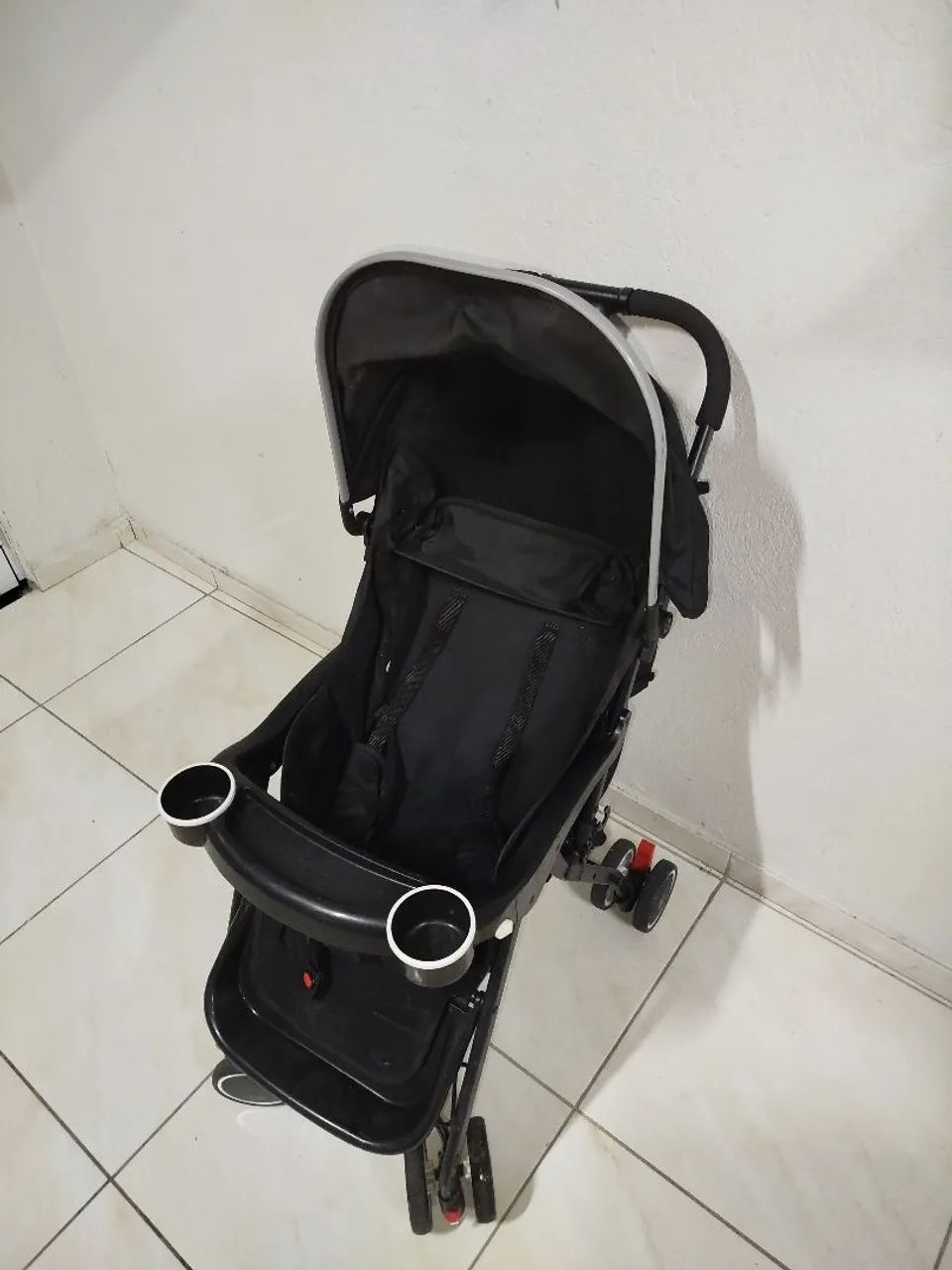Vendo carrinho e bebe conforto  - Foto 5
