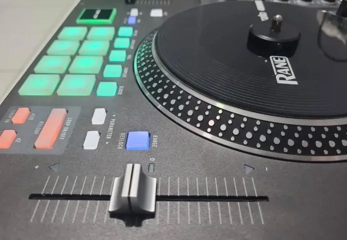 Rane One CONTROLADORA PARA DJS - Foto 3