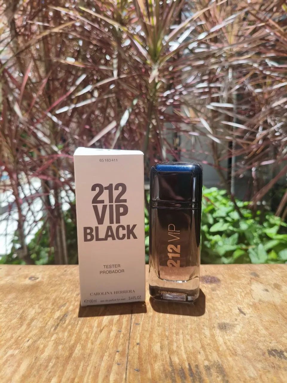 Perfume 212 Vip Black 100ml tst 