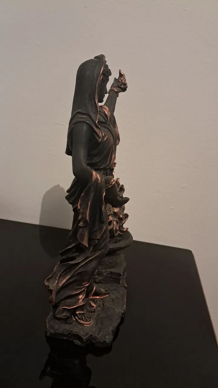 Estátua Hestia - Foto 4