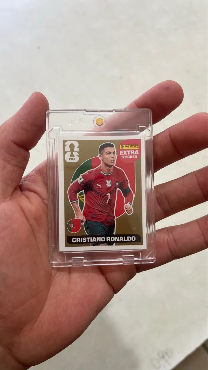 Figurinha Legend Cristiano Ronaldo Ouro - Foto 3