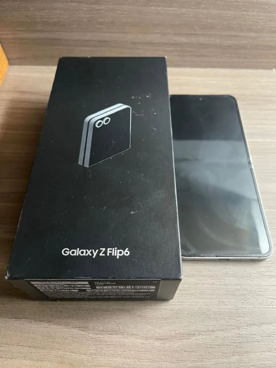 Galaxy Z Flip 6 256 - Foto 3