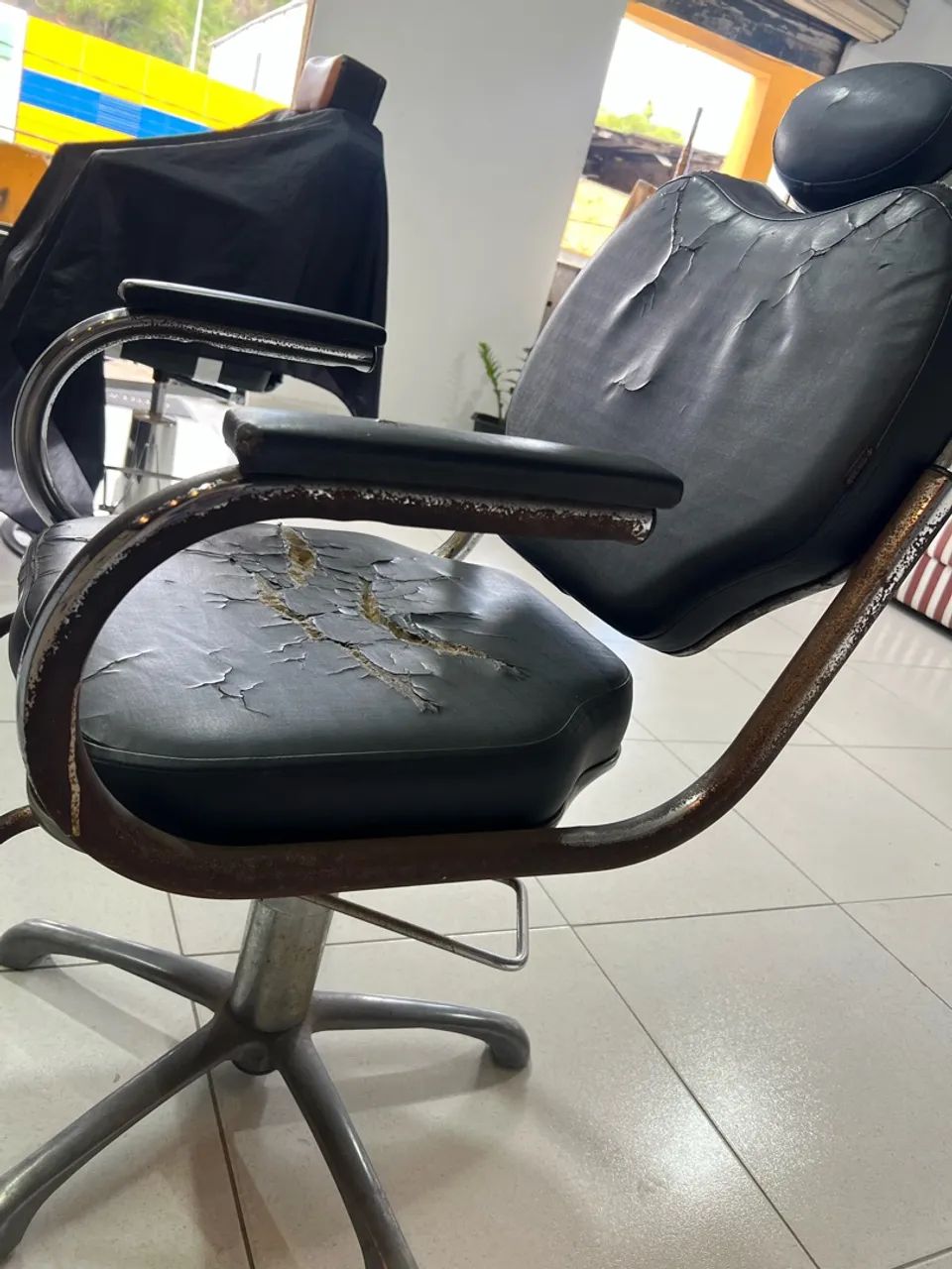 cadeira de barbeario  - Foto 4