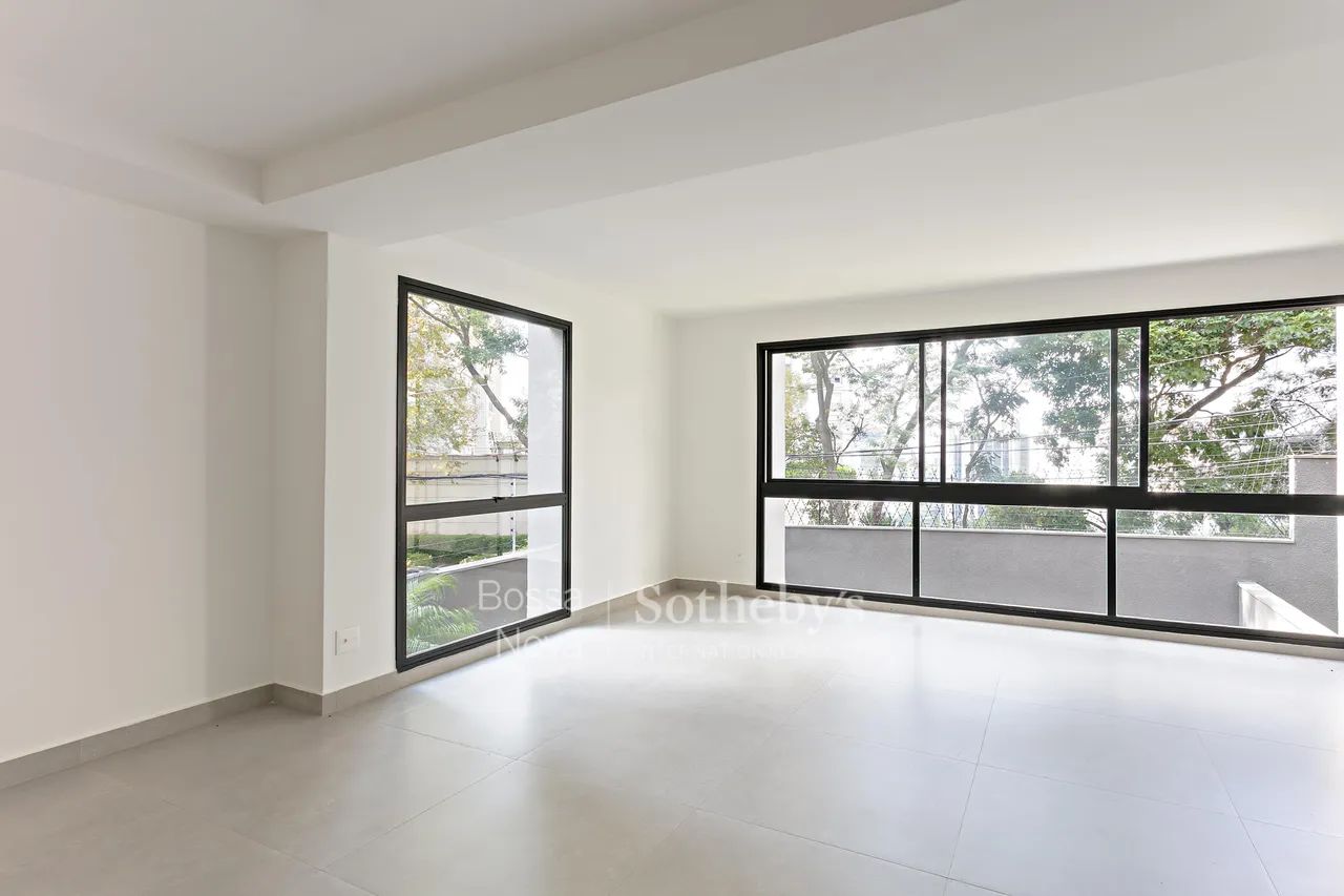 Casa em condomínio com rooftop e plantas flexíveis no Cidade Jardim