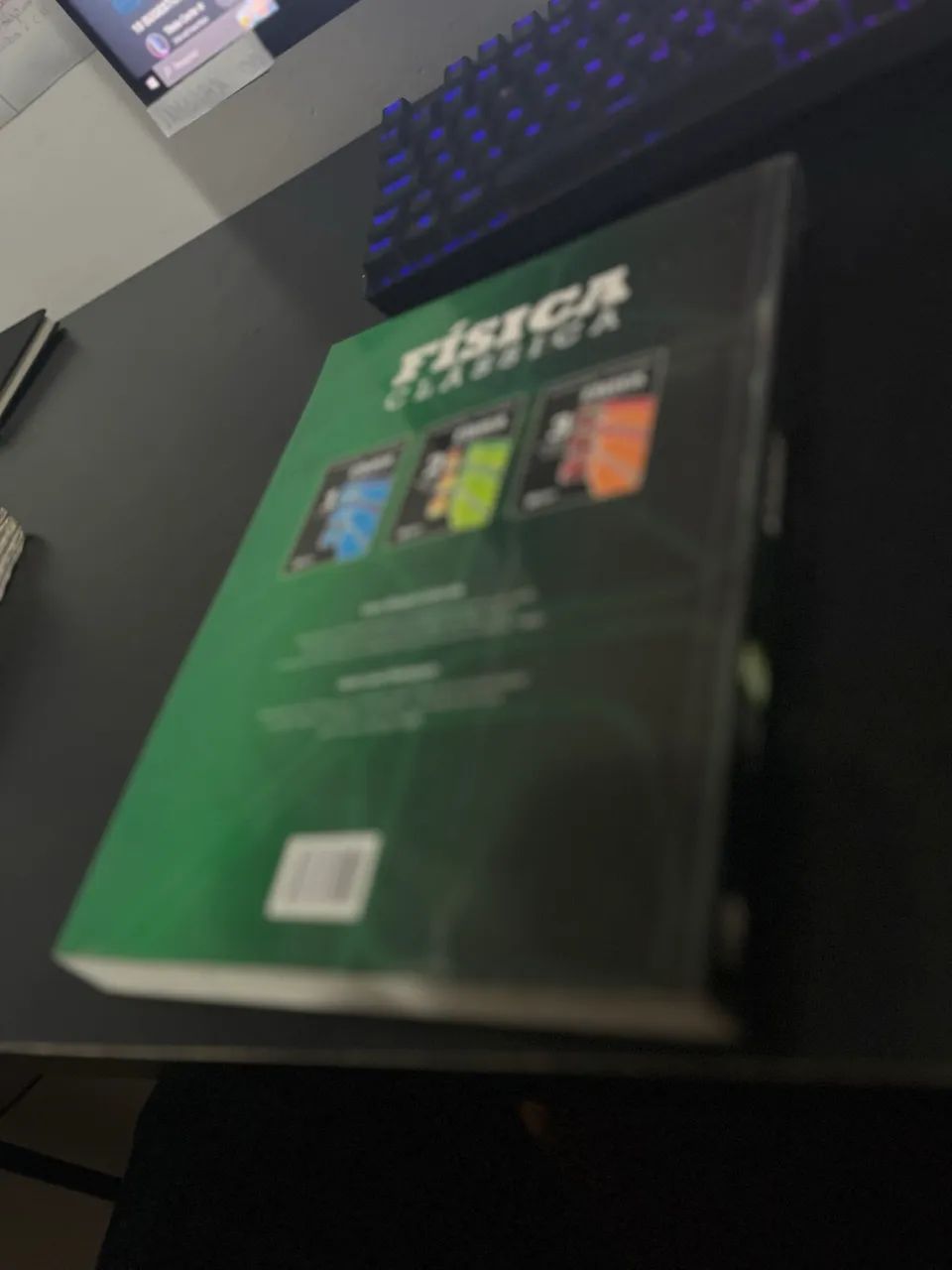Física Clássica 1 e 2417561330540892162