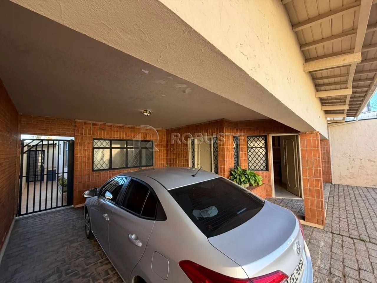 Casa ampla e aconchegante no Centro da cidade - Foto 4