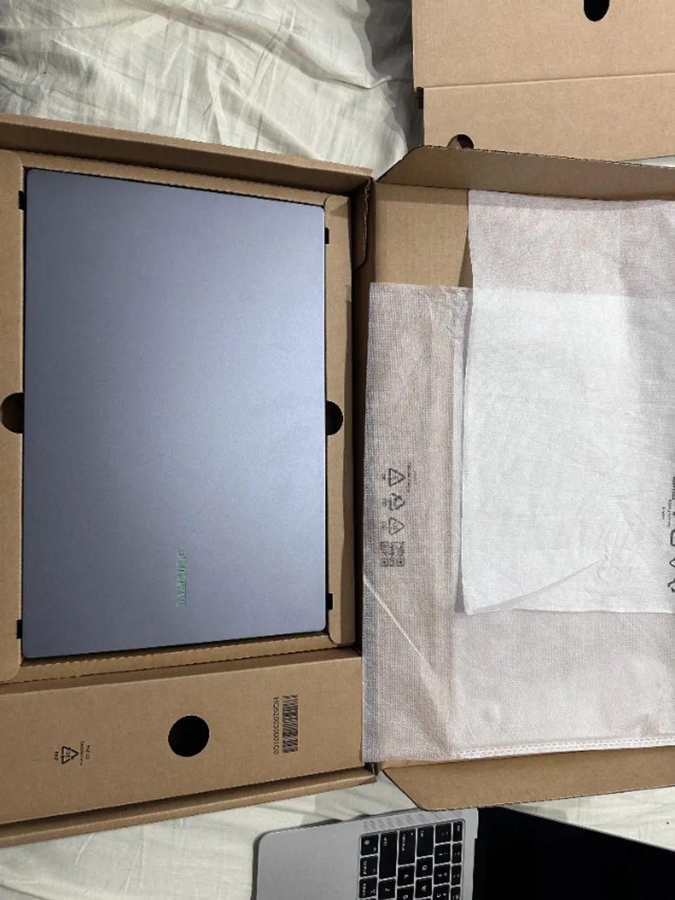 NOTEBOOK SAMSUNG GALAXY BOOK4 - Deslacrado há 1 semana  | CORE i5 13a GERAÇÃO - Foto 4