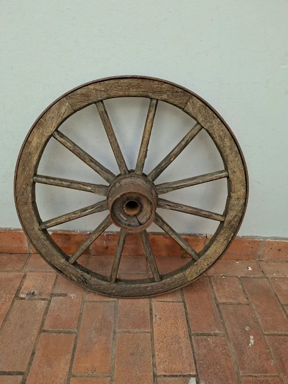 Roda de carroça original (75cm de diâmetro) - Foto 3