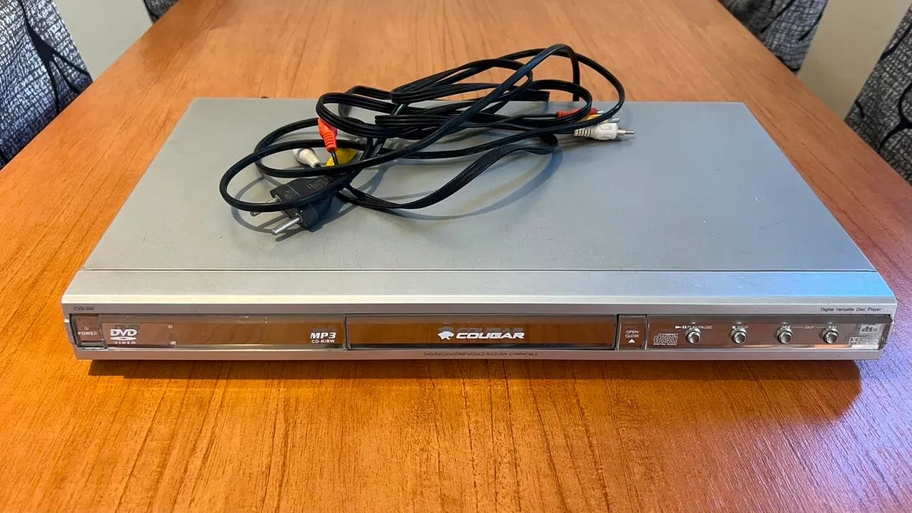 Aparelho DVD Cougar 