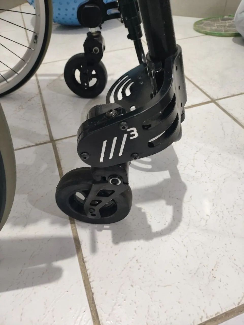 Cadeira de rodas para atleta  - Foto 3