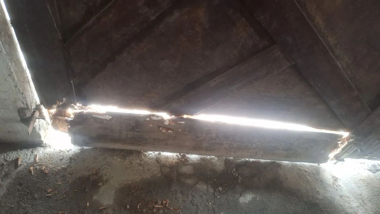 Portão de madeira / Garagem - Foto 5