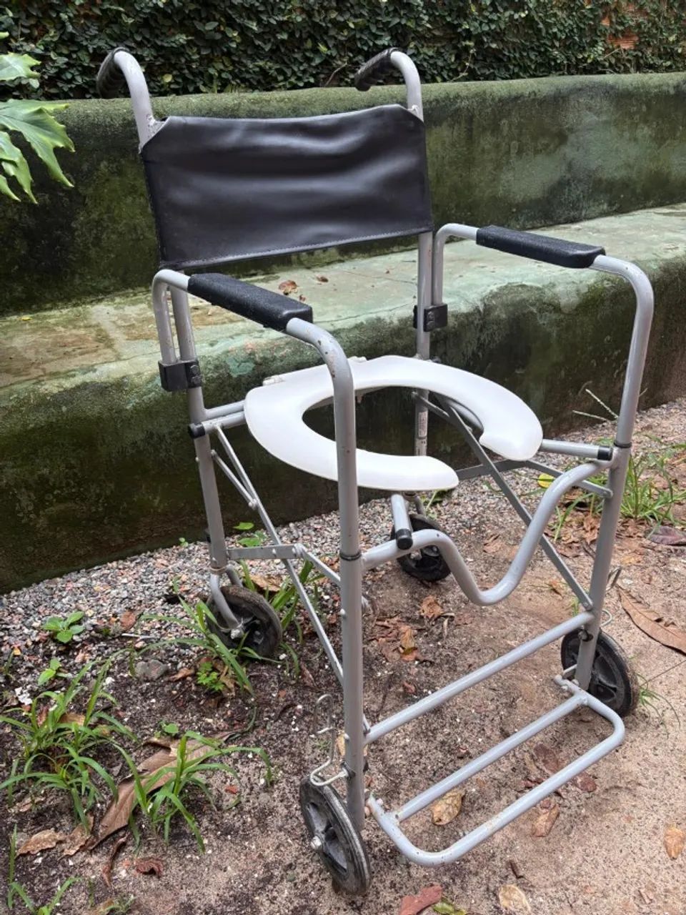 Cadeira de banho - Foto 2