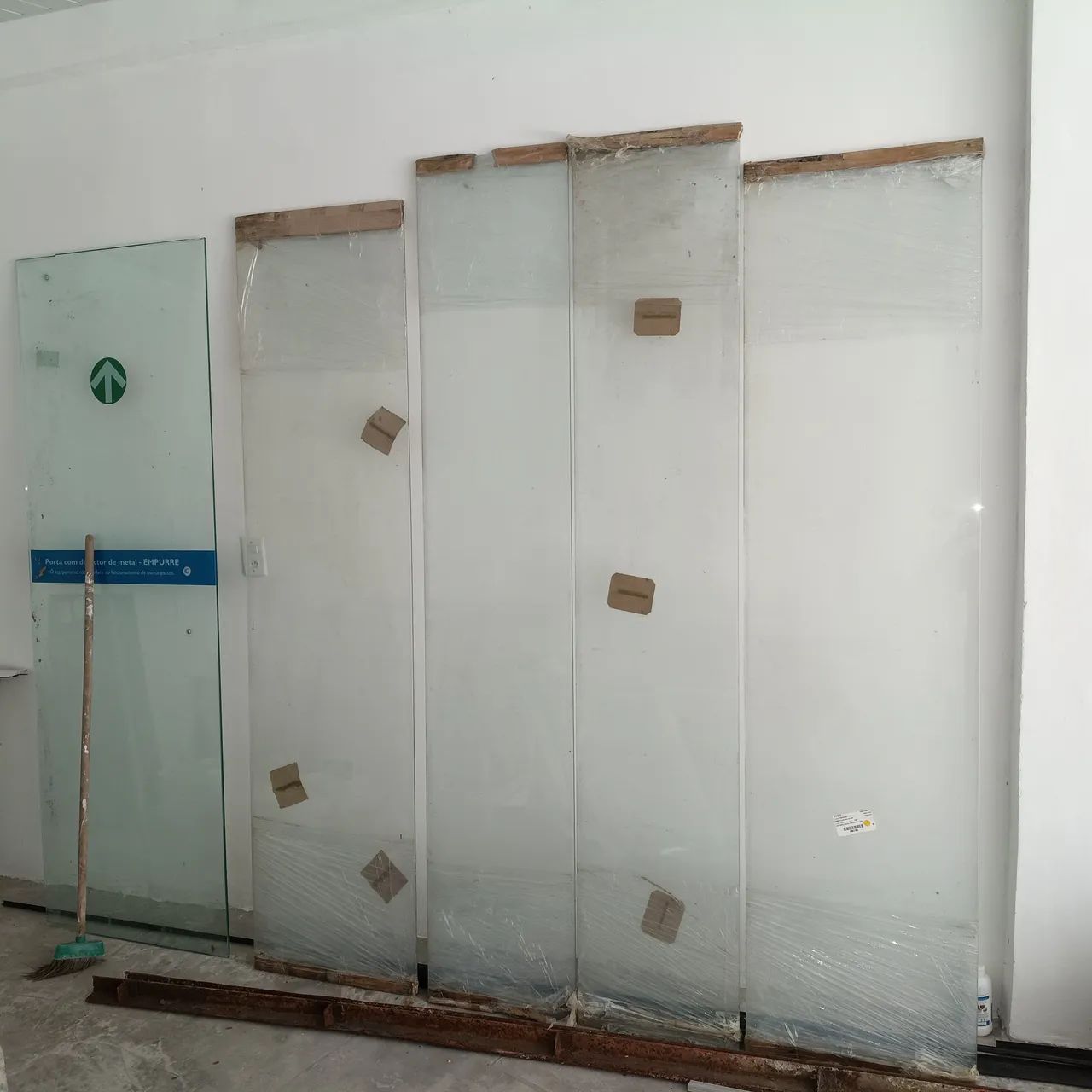 Janelas para lancha e portas de blindex  - Foto 2