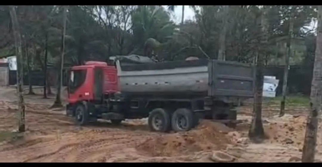 Caçamba Iveco - Foto 5