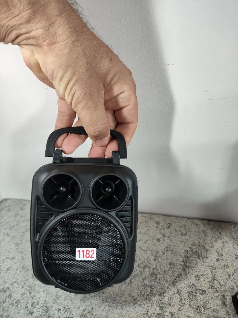 Mini Caixa De Som Bluetooth Com Radio FM E Led - Foto 2