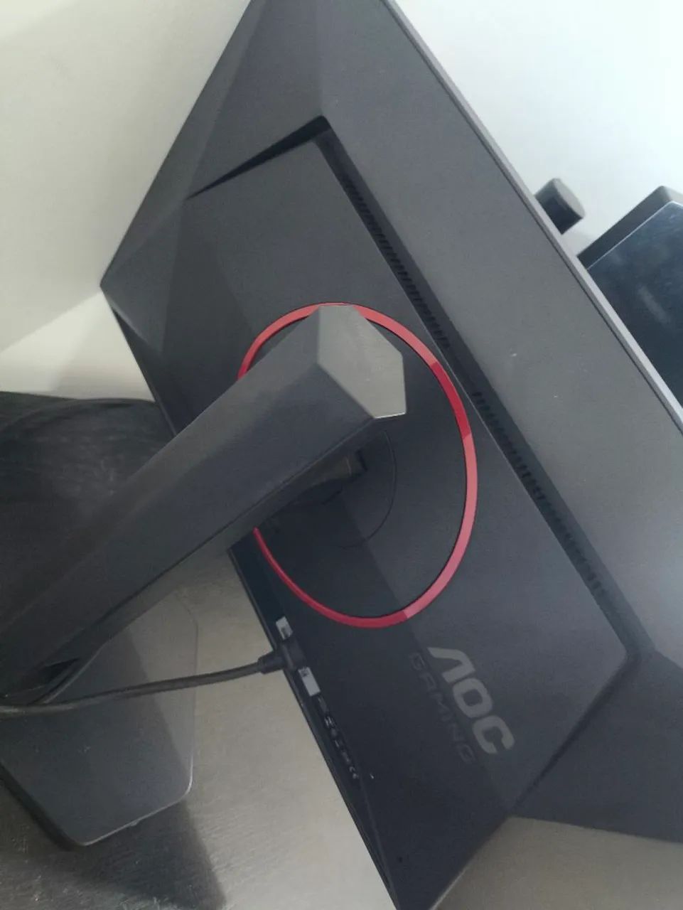 Monitor gamer AOC 24 180hz 0.5ms 24g4/p - Foto 4