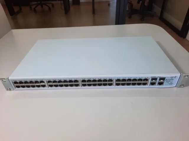 Switch 3Com Baseline 2250 Plus - 48 Portas